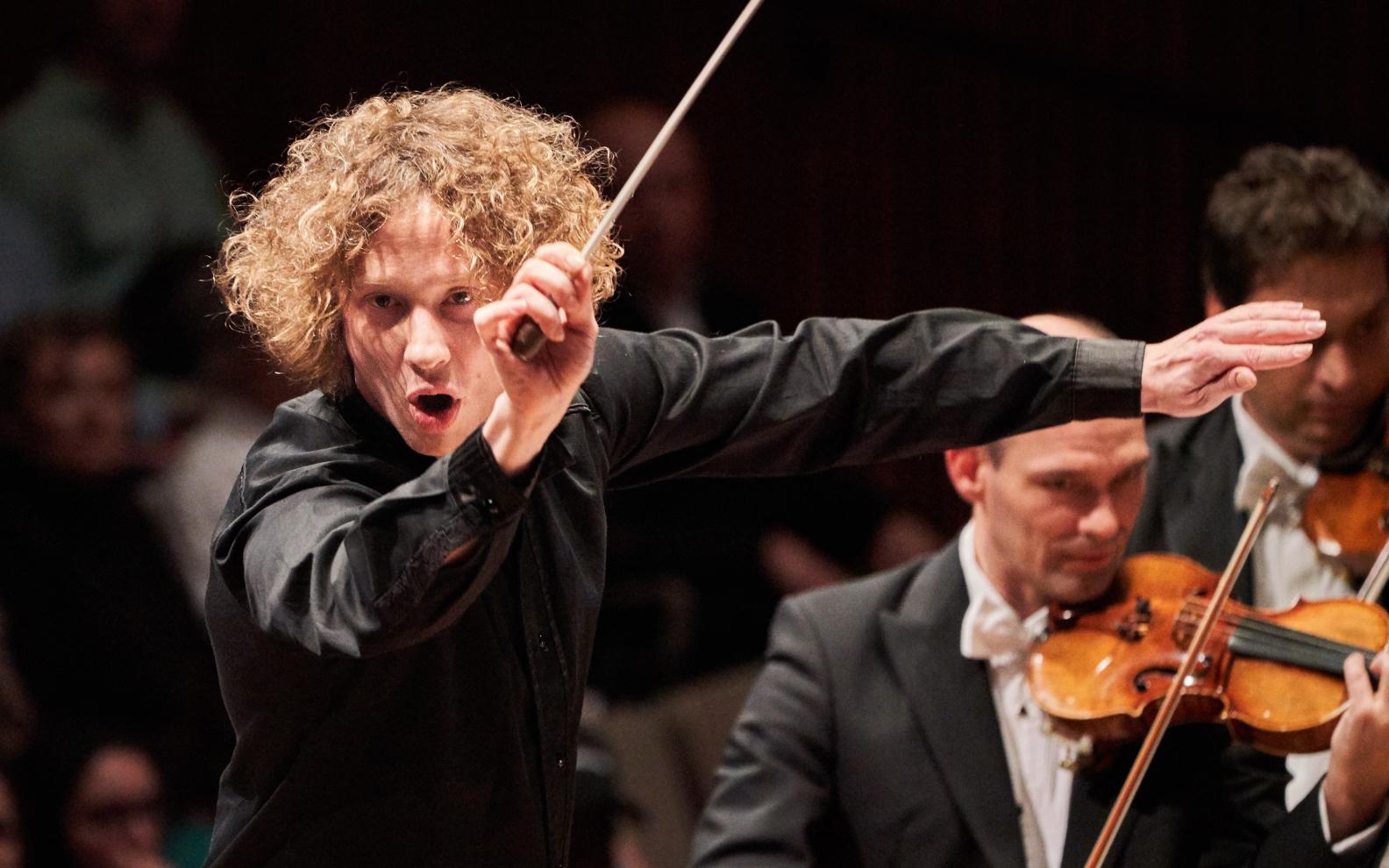 Santtu conducts the New World Symphony | Philharmonia